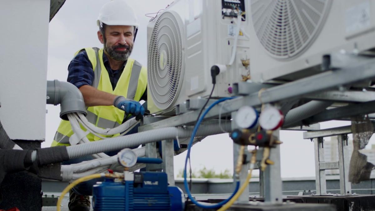 instalacja klimatyzacji montaż dach